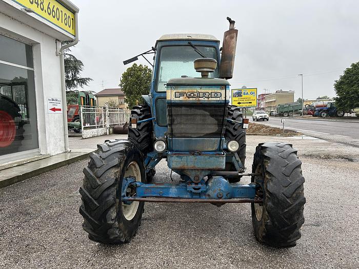 Usato Ford TW10- CV 130- 6 cilindri- anno 1983