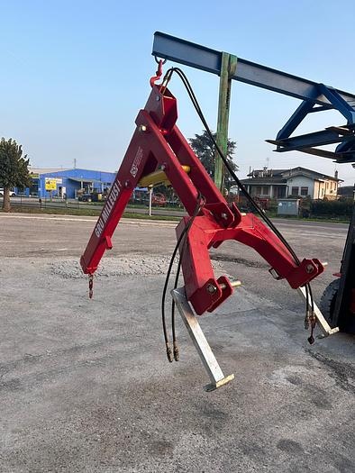 Usato Gru Cosmec con pistone idraulico