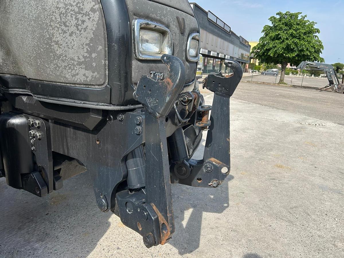 Usato Valtra T191- tutto sospeso-soll anteriore