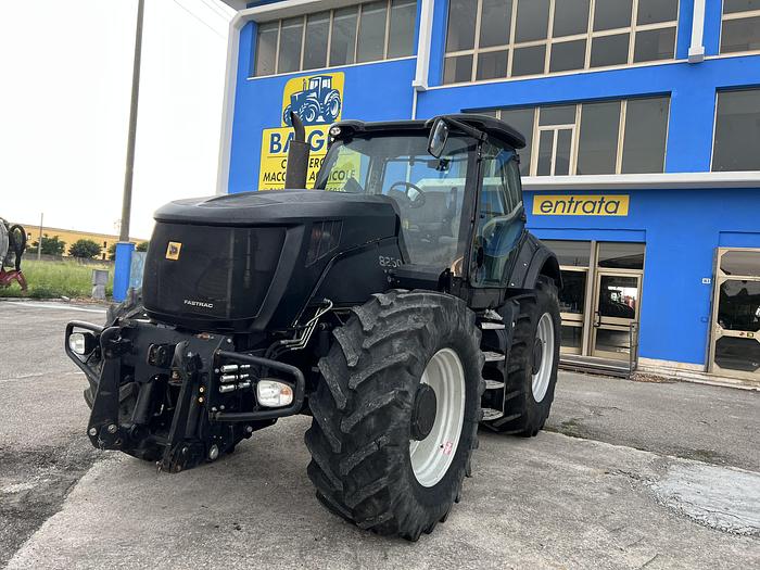 Usato JCB Fastrac 8250 V Tronic- anno 2010