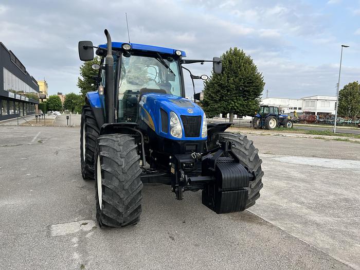 Usato New Holland T 6070 elite- CV 180- anno 2012