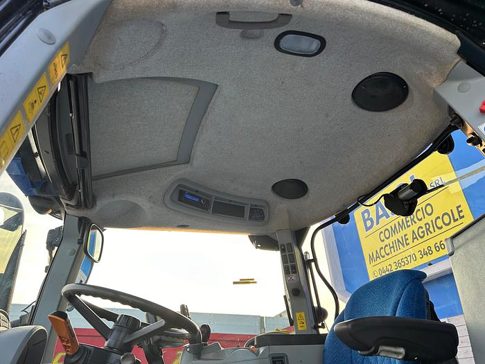 Usato New Holland T 7.185 autocommand