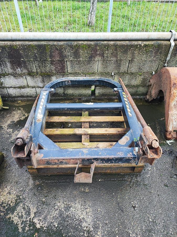 Usato forche per balloni per telescopico Merlo marca Pedrotti