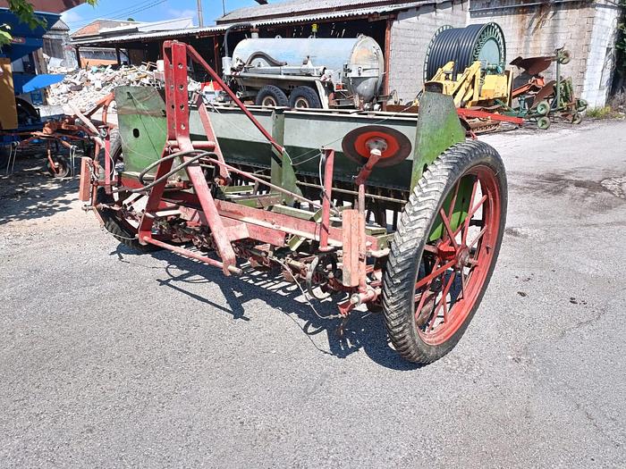 Usato Seminatrice da grano da 2,50m