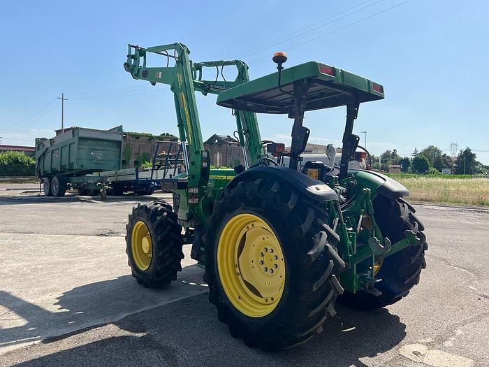 Usato John Deere 5105 M caricatore JD 563- anno 2012