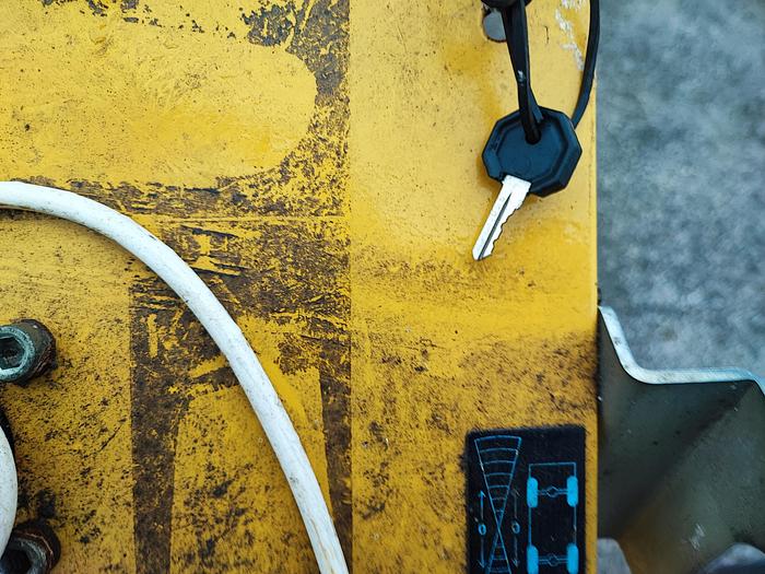 Usato Carro raccolta Blosi modello Z1P elettrico