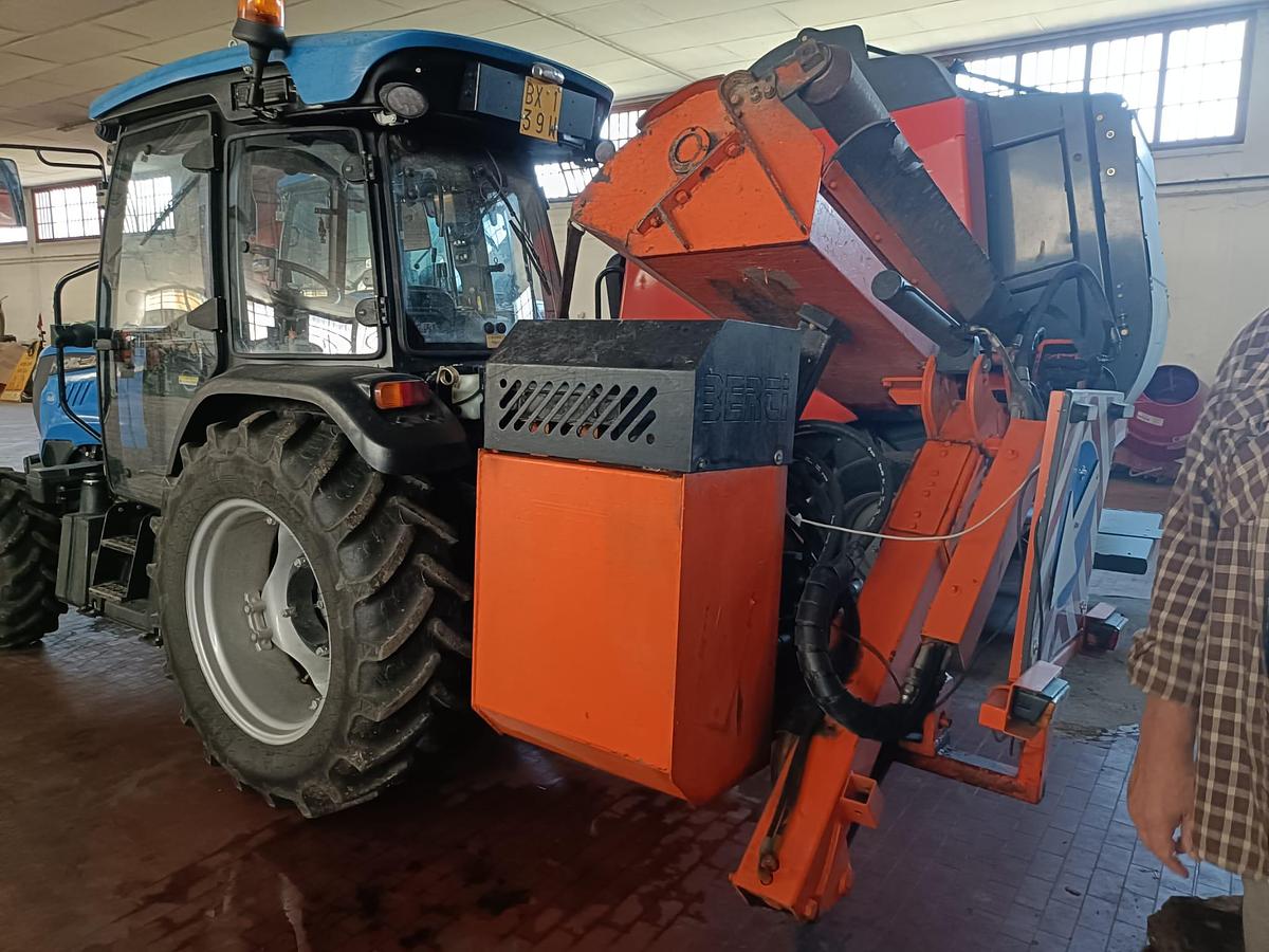 Usato braccio decespugliatore o trincia argini Berti