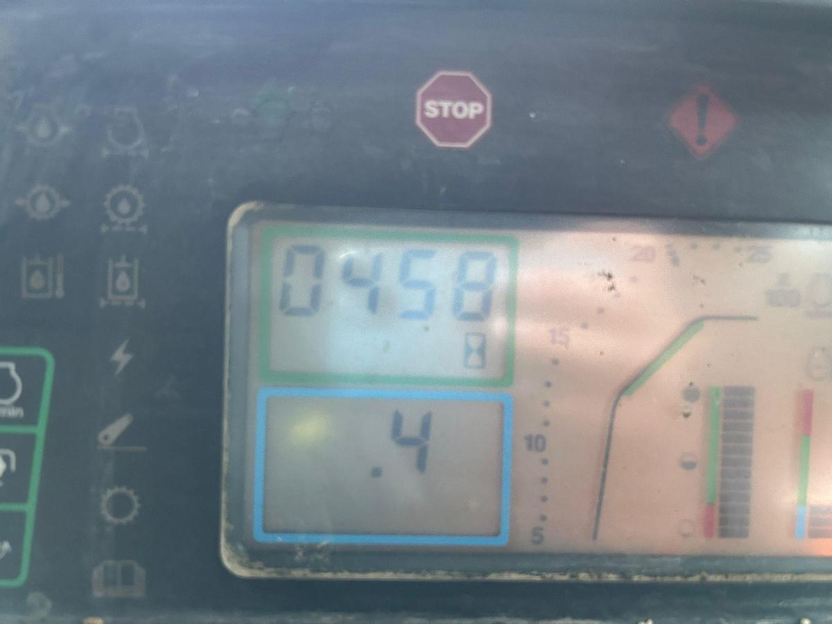 Usato John Deere 7700 caricatore Sigma4-benna e forche