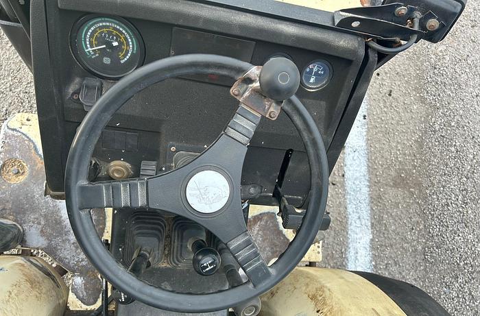 Usato Lamborghini 775 frutteto con arco di protezione 