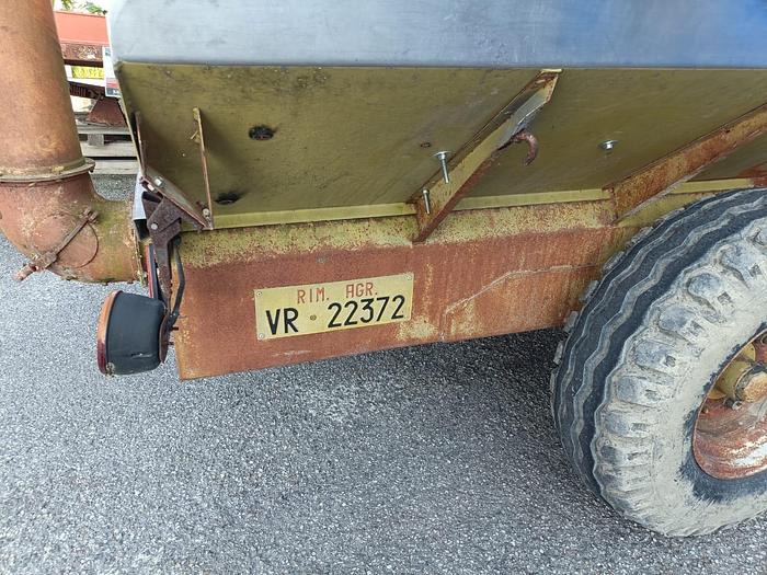 Usato Rimorchietto con coclea e proboscide da 50 q