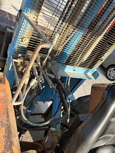 Usato Muletto Nobili 320 15 con benna