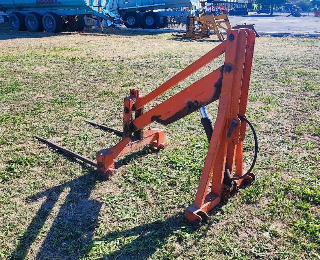 Usato Braccio posteriore con forca per balloni