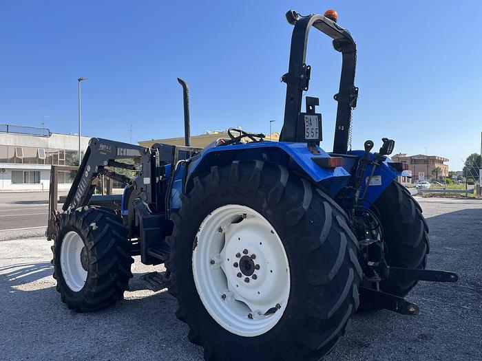 Usato New Holland TL100 A con caricatore SIGMA 4