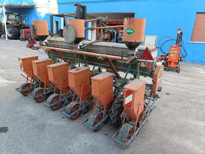 Usato Seminatrice a 6 file da soia marca OMS