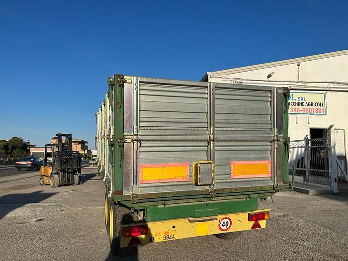 Usato Dumper agricolo Agromet- 110q con freni ad aria