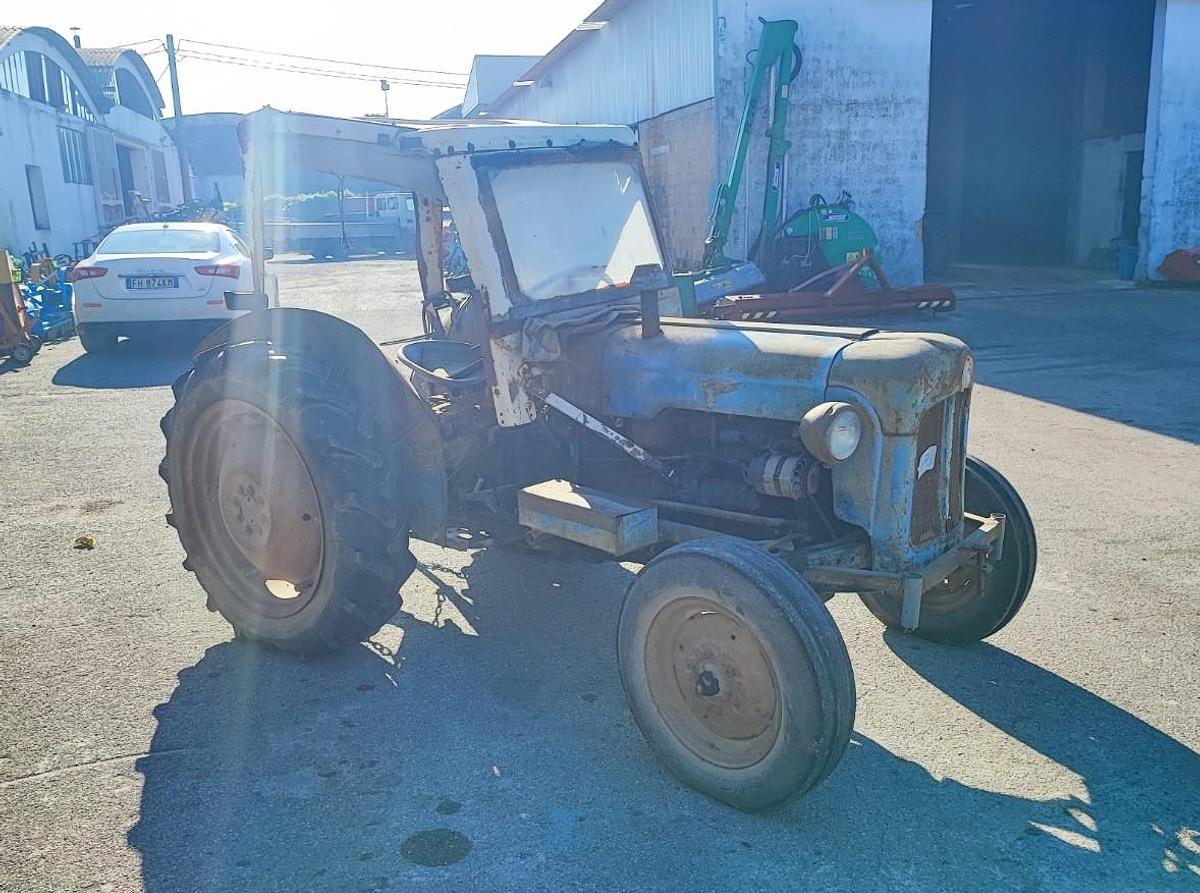 Usato Fordson Dexta funzionante