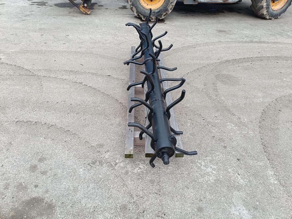 Usato rullo da 2,10m per fresa, erpice rotante, ecc