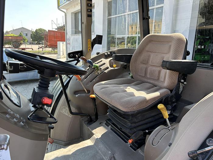 Usato John Deere 5090G-anno 2016-sollevatore anteriore