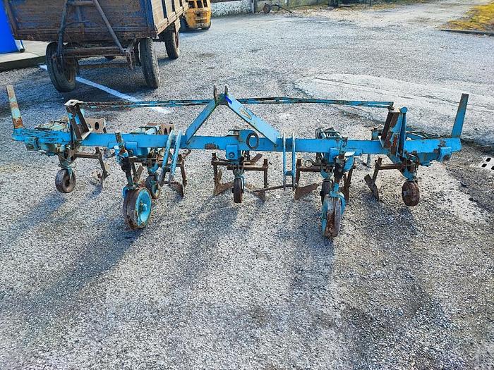 Usato Sarchiatrice meccanica pieghevole Spedo 5 file