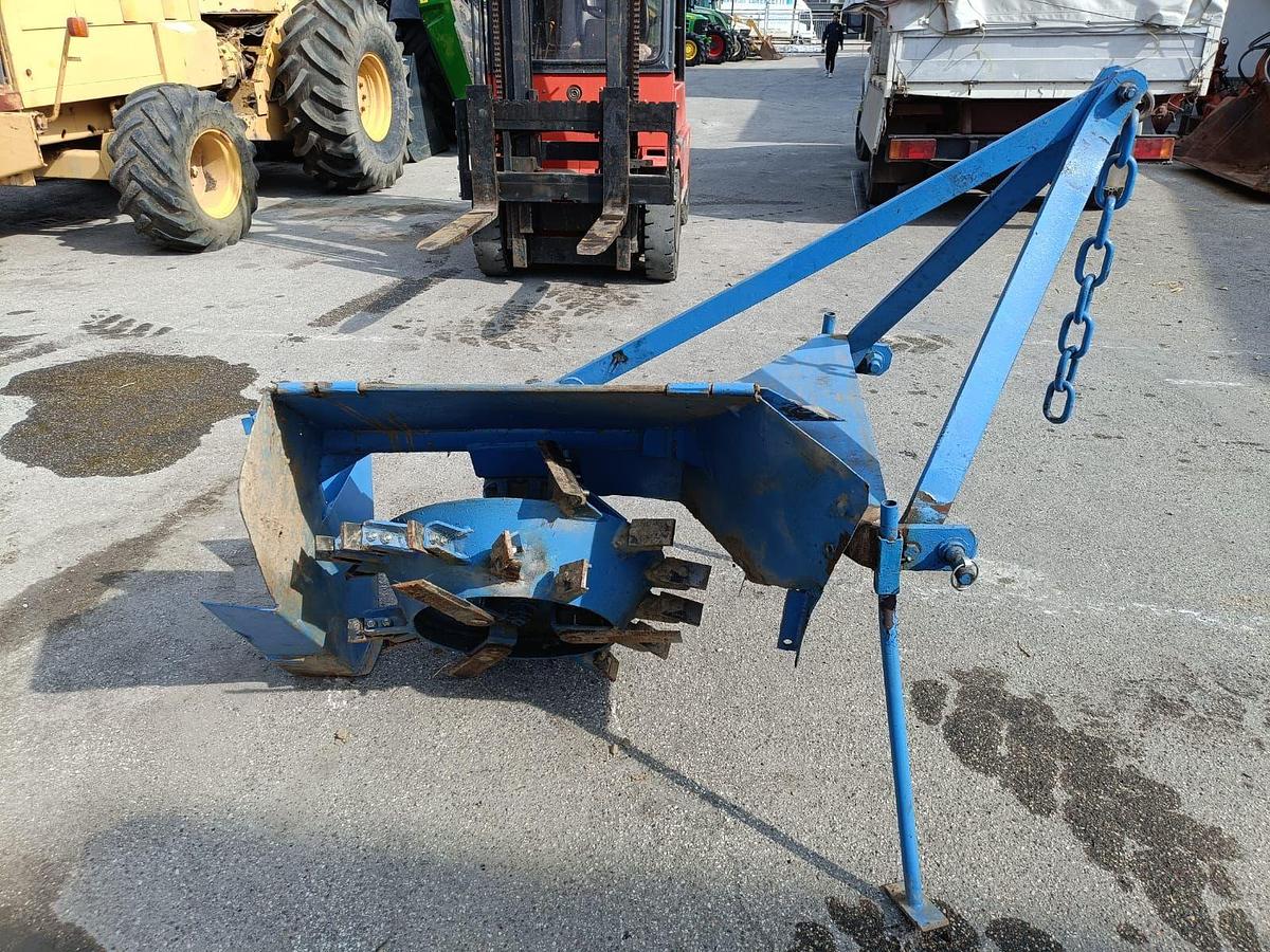 Usato Scava fossi con coltelli nuovi