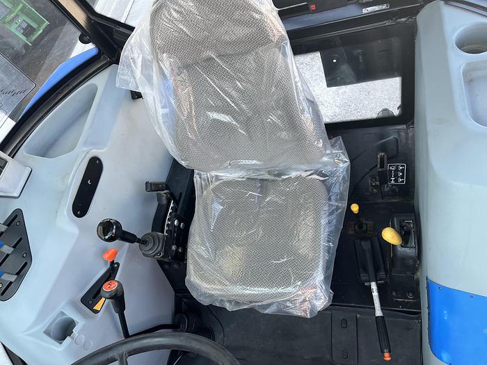 Usato New Holland TD 5.95-anno 2014-caricatore MX U8