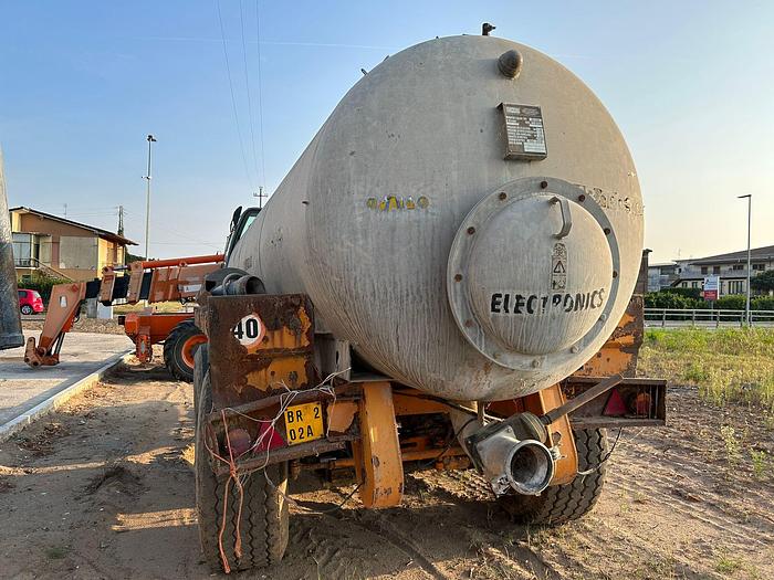 Usato Botte Vaia modello MB 141 due assi- anno 2004