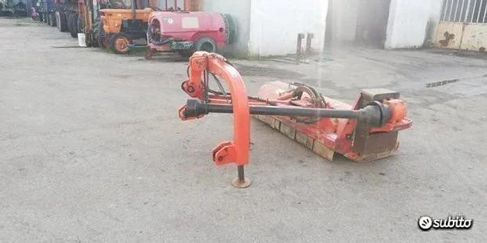 Used Trincia fossi a giraffa m 1;80 -marca TIERRE-2014