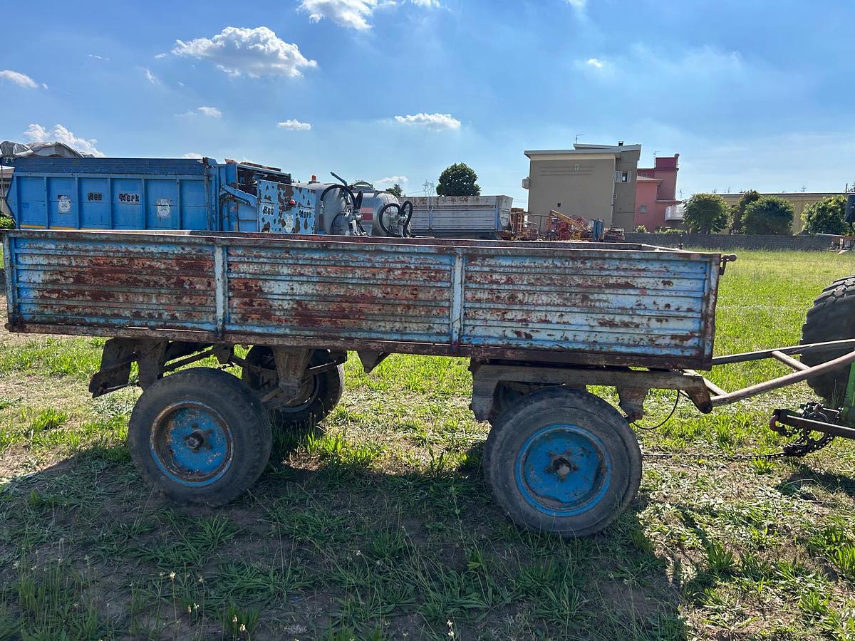 Usato Rimorchio agricolo 2 assi Gazzi da 35q