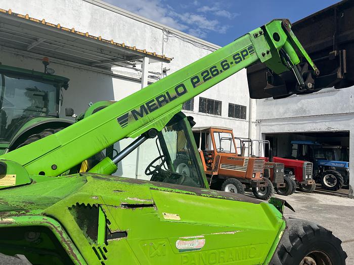 Usato Merlo P 26.6 SP- anno 2003- con benna