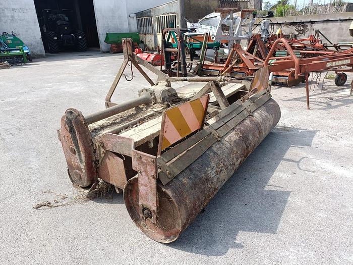 Usato Fresa marca Celli con rullo da 2,5m