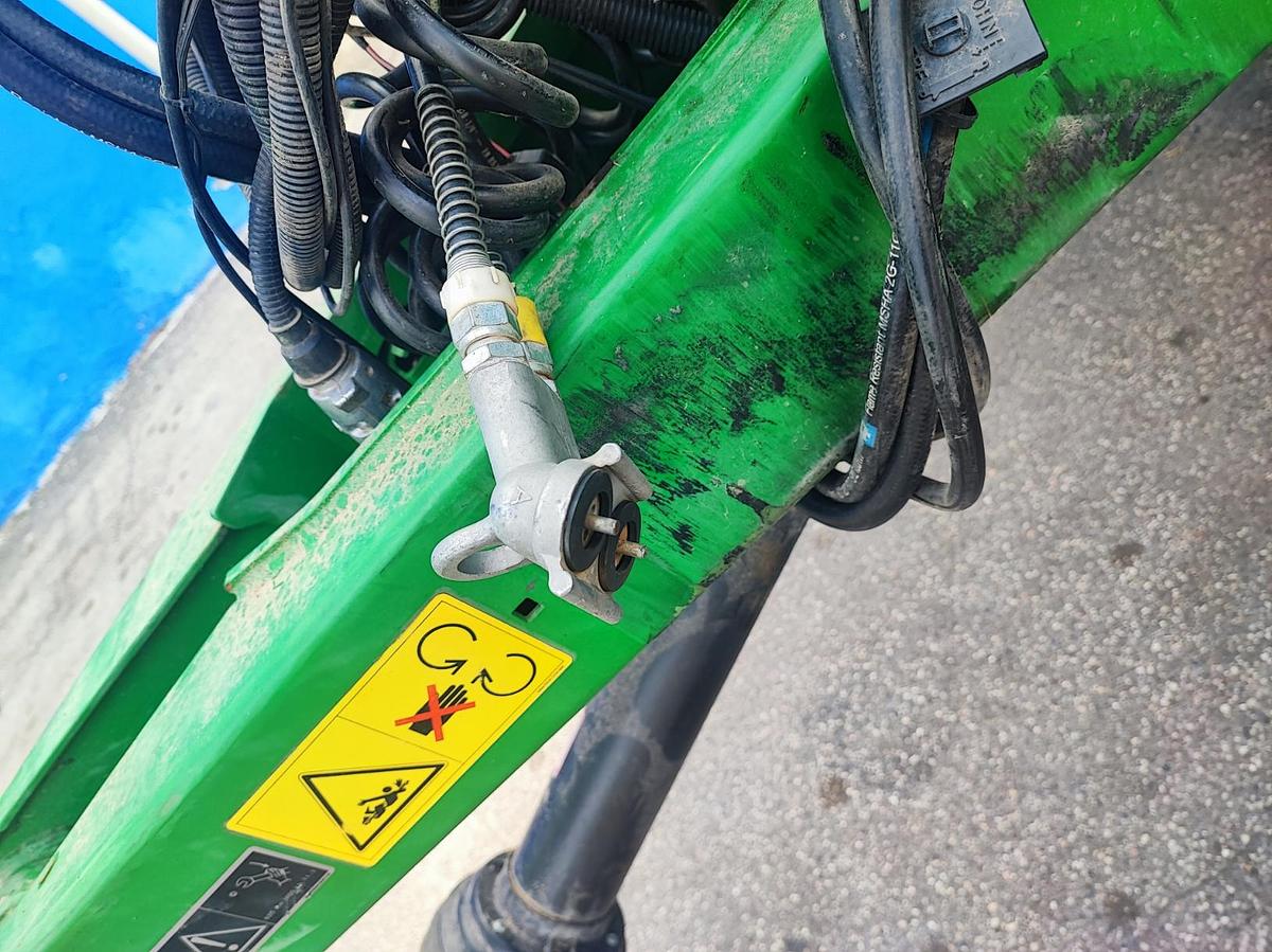Usato Rotopressa John Deere 990 come nuova