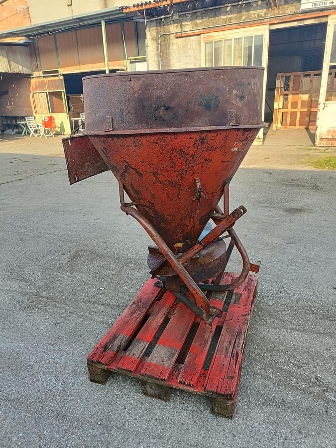 Usato Spandiconcime vari