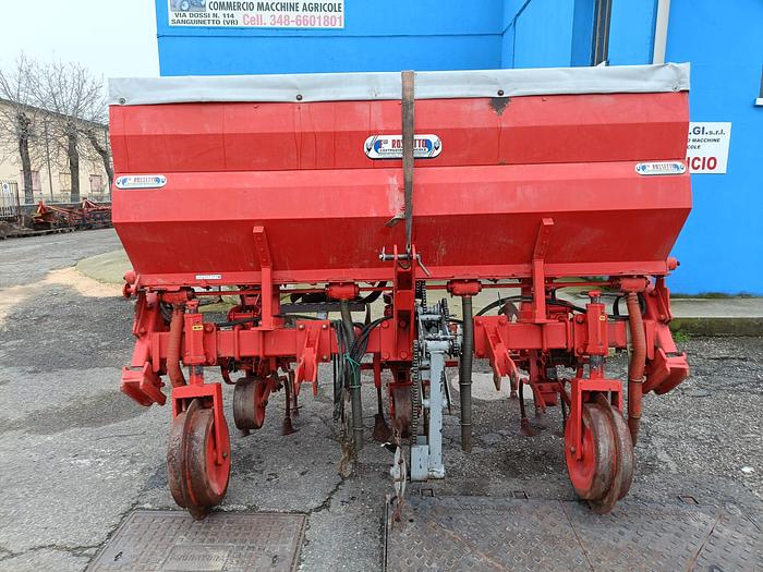 Usato Sarchio marca Rossetto