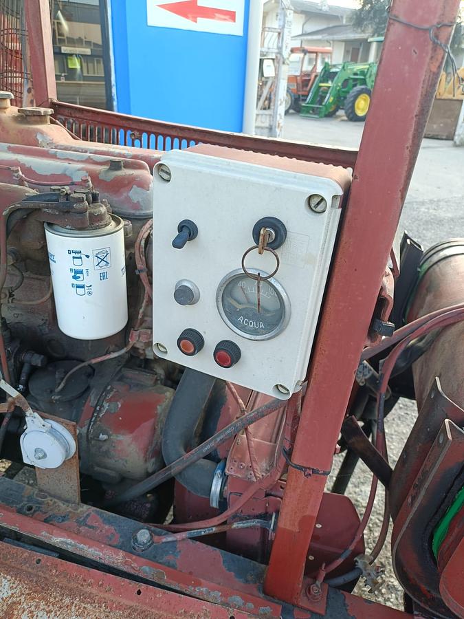 Usato gruppo motopompa- motore Fiat 4 cilindri 85 cv
