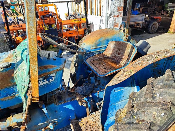 Usato Ford 2000-pezzi di ricambio