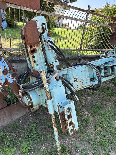 Usato Aratro trivomere Fuorisolco marca Nardi