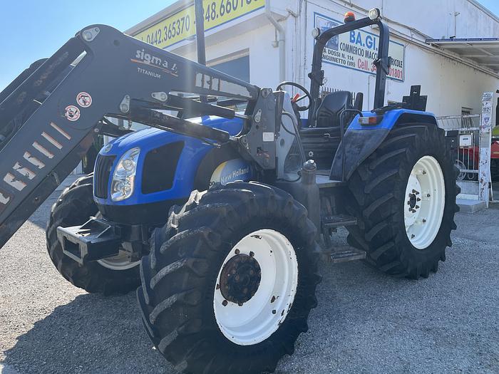 Usato New Holland TL100 A con caricatore SIGMA 4
