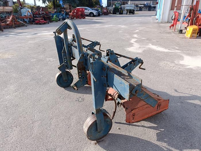 Usato Fresa interfilare Comeb a due elementi