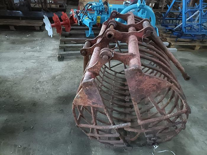 Usato Benne per caricaletame o escavatore