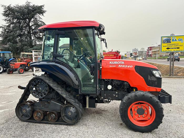 Usato Kubota M 8540- ore 2200