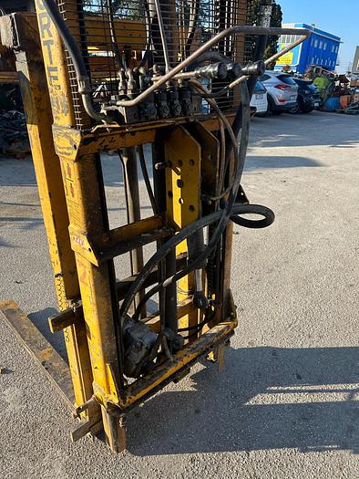 Usato Muletto Porter mod H2750 con forche e stringcasse