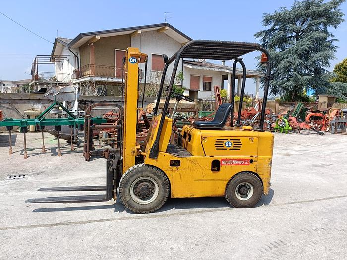 Usato Muletto OM DIM 20 con motore Fiat 4 cilindri