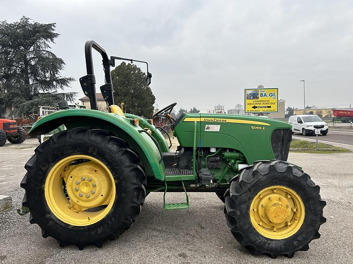 Usato John Deere 5065 E- ore 2478