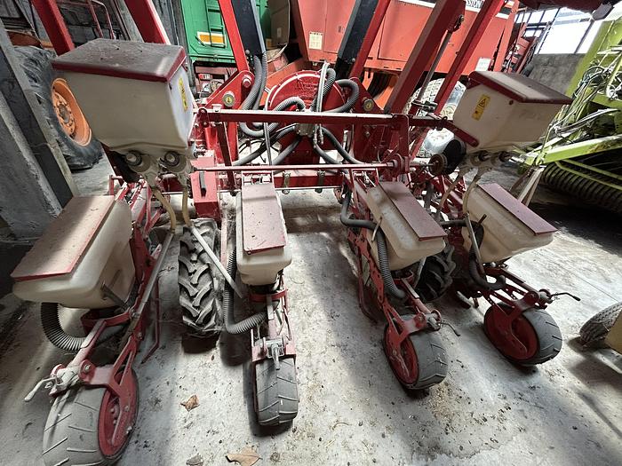 Usato Seminatrice Agricola Italiana 8 file a dischi