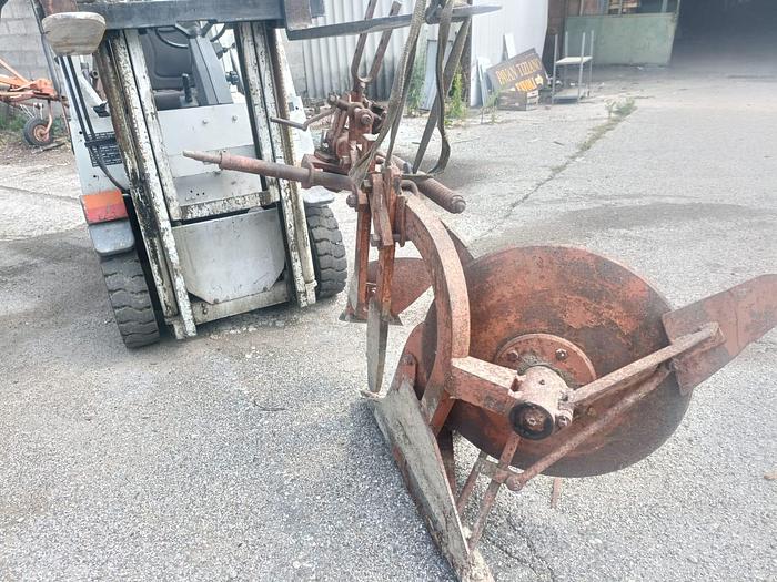 Usato Aratro monovomere a disco