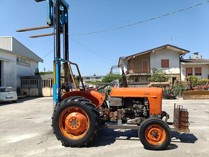 Usato Fiat 411 R completo di muletto marca Nobili