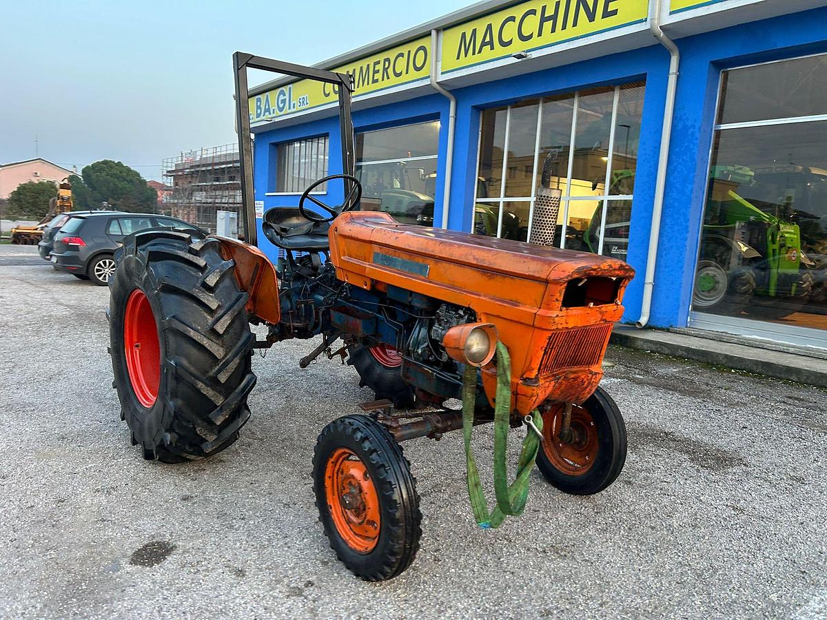 Usato Fiat 250 N con arco di protezione