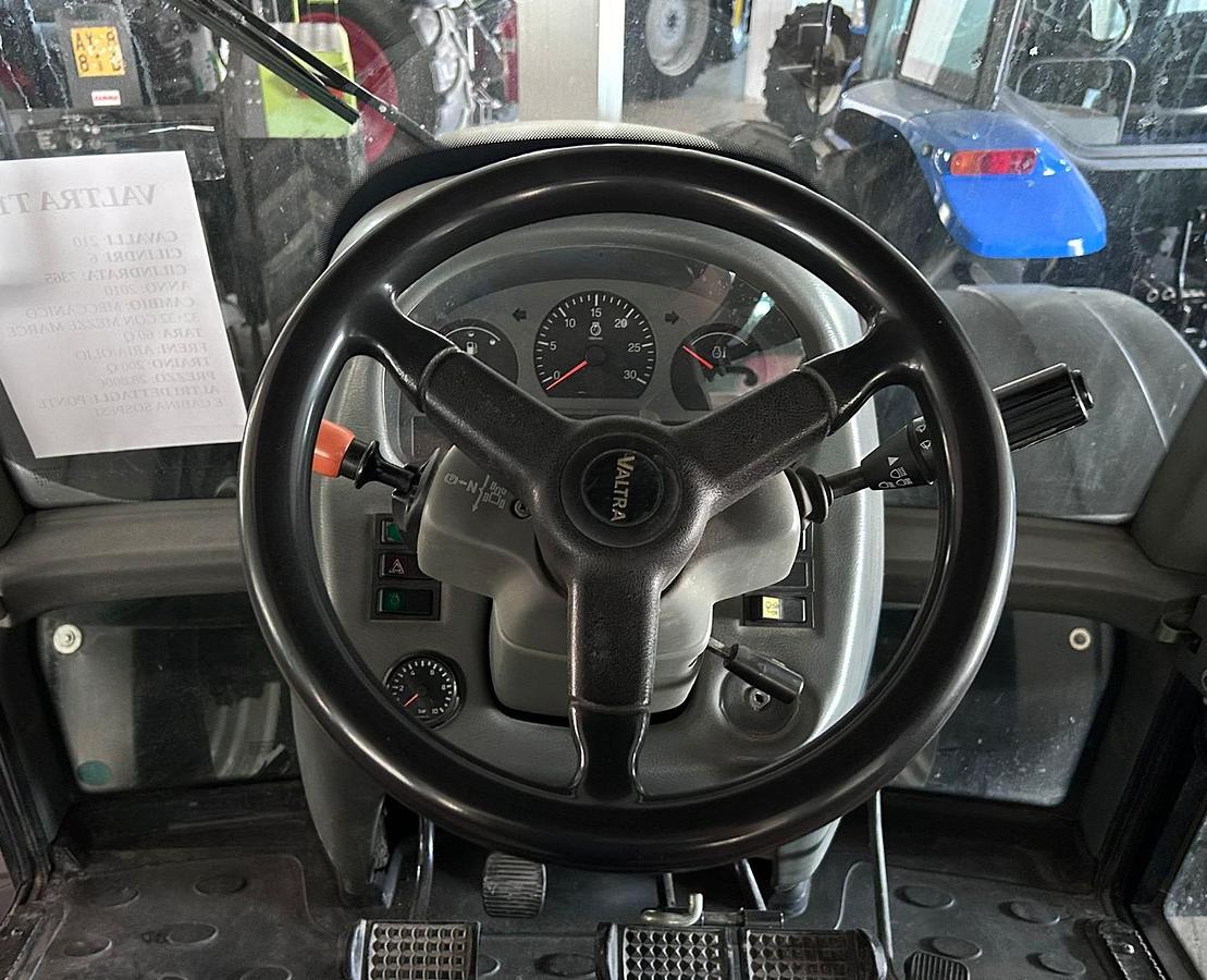 Usato Valtra T191- tutto sospeso-soll anteriore