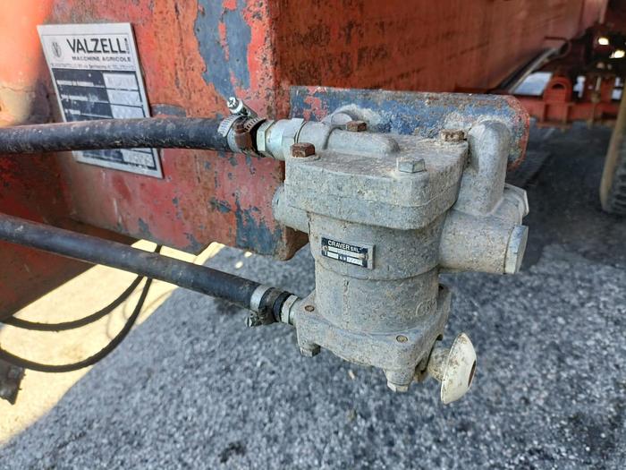 Usato Dumper Valzelli 2 assi- portata freni ad aria 140q