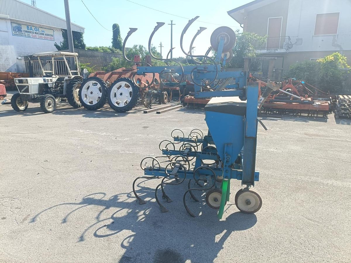 Usato sarchio Paroni da 3,20 mt